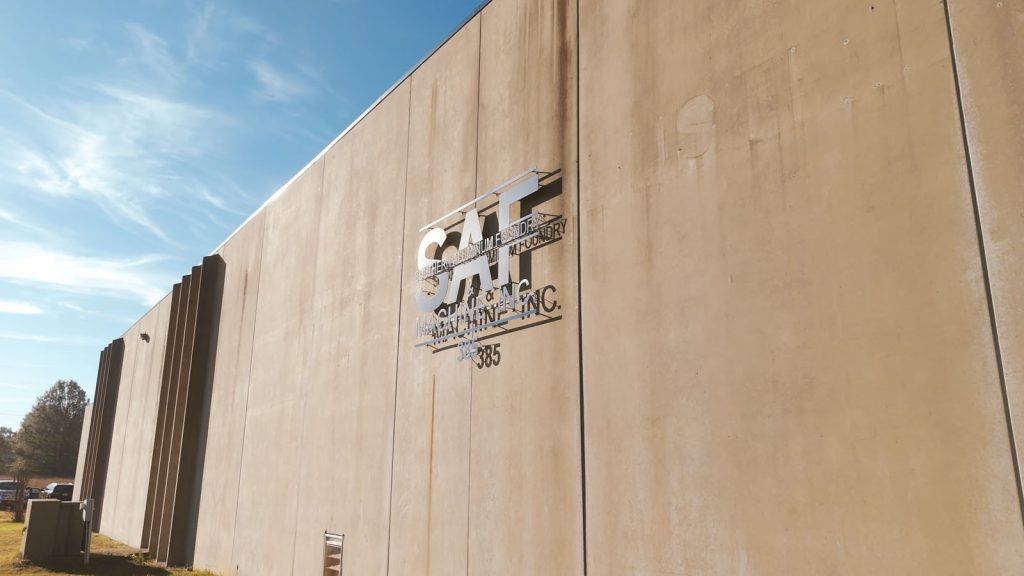 Outside shot of the Southern Aluminum Foundry and Machine logo on the building